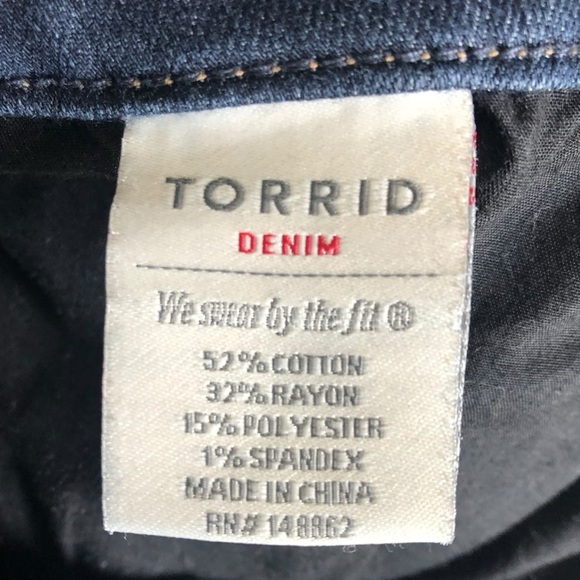 Torrid Zip Hem Super Skinny Jegging 22R Dark Wash - Picture 13 of 14